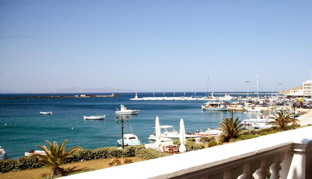 Avra Hotel Tinos Exterior photo